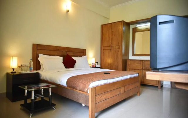 OYO 2724 Hotel PLA Residency
