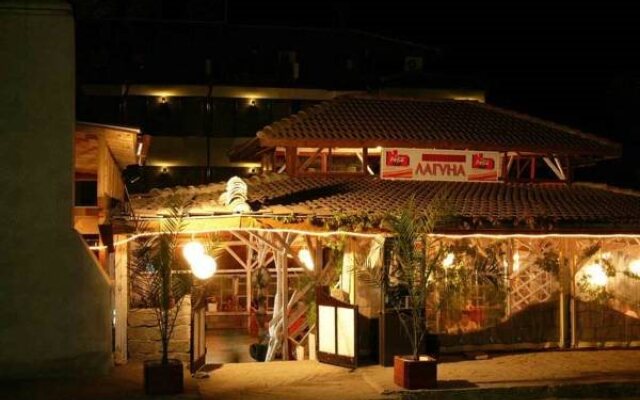 Hotel Laguna