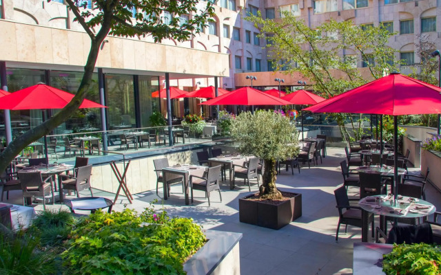 Le Royal Hotels & Resorts