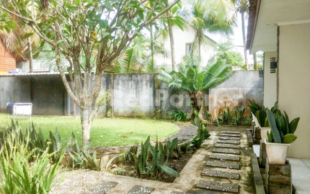 The SO Hotel Mitra RedDoorz