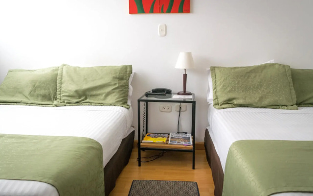 Hotel Portal del Milán
