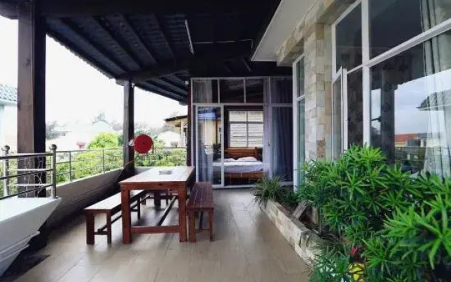 Linhai Xiaozhu Inn