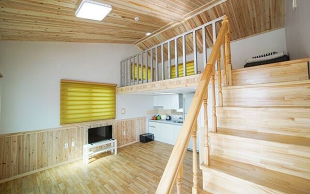 Cheongsando Sunset Pension