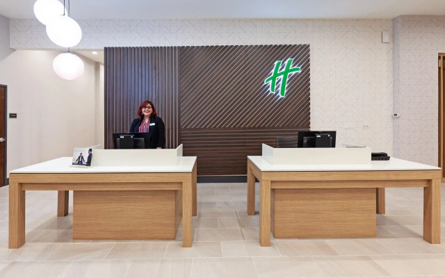 Holiday Inn & Suites McKinney - N Allen by IHG