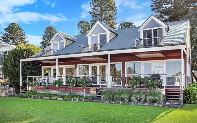 Johansson'S Perch No. 2