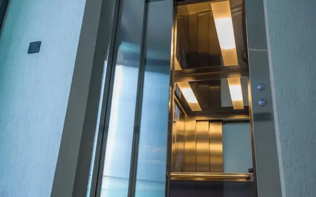 BJ81 Suite Hotel