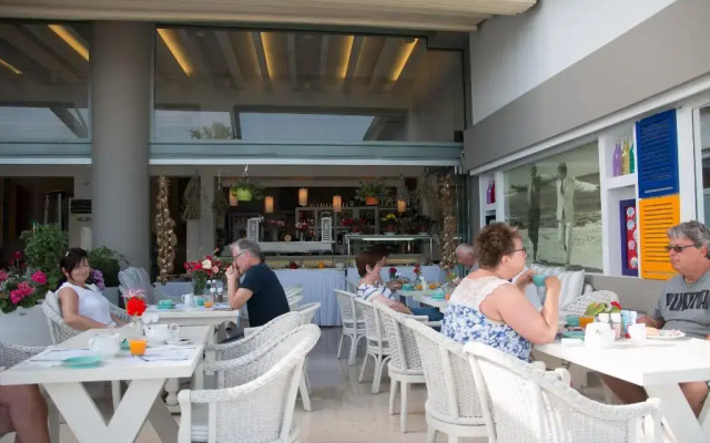 Palm Beach Hotel Apartments