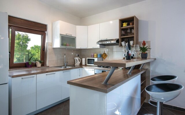 Awesome Home in Medulin With Wifi and 3 Bedrooms