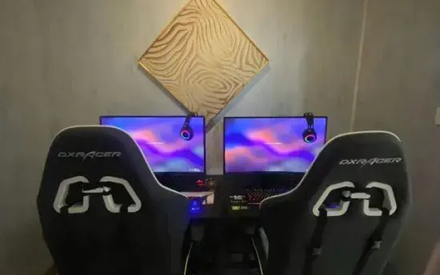 Xiaoyi Binguo E-sports Theme Apartment