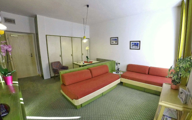 Aquila Dolomites Residence