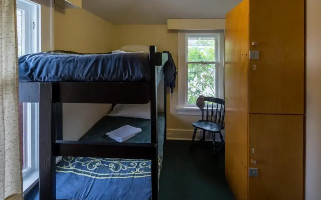 HI-Penticton Hostel