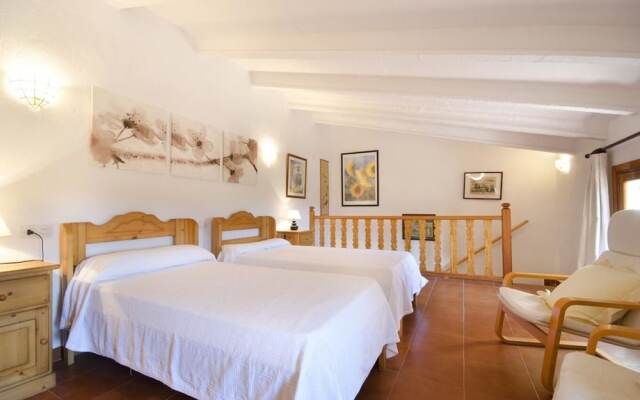 Villa - 2 Bedrooms with Pool - 103243