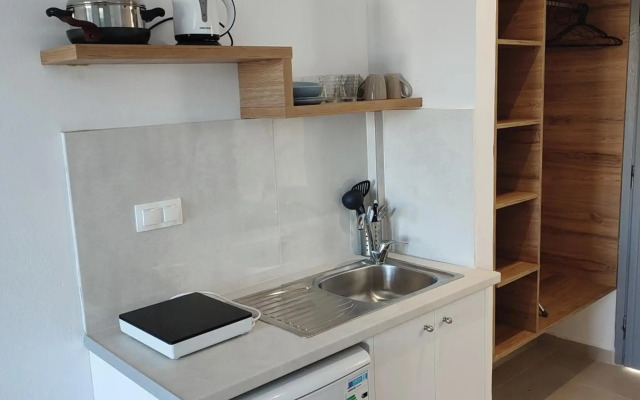 Kostas Apartments