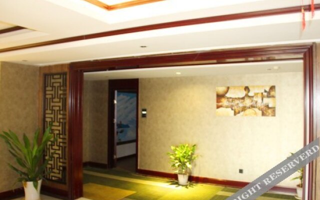 Yueju Hotel (Wuhan Xudong Friendship Avenue, Pin MAO Shop)
