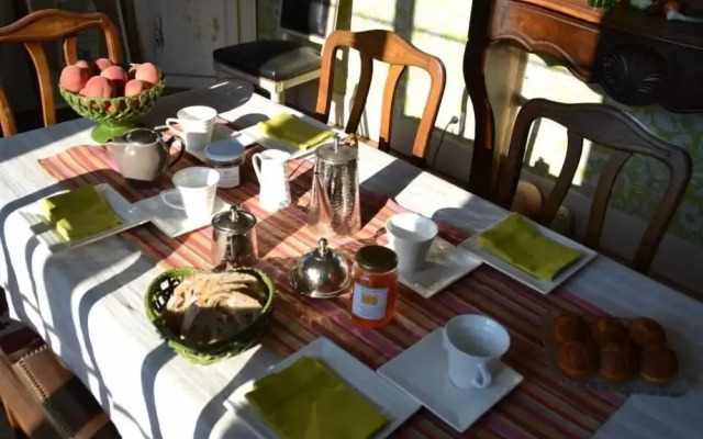 Maison Jaffran, Suite en Ville