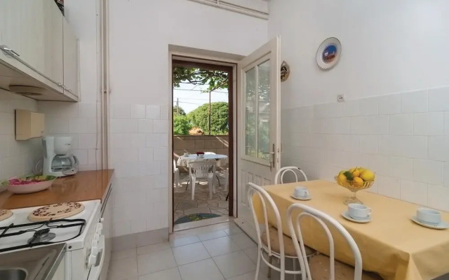 Stunning Apartment in Supetar With 2 Bedrooms and Wifi