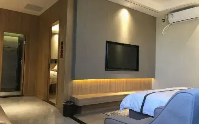 Foshan Hengfeng Hotel (Gaoming Mingcheng Plaza Branch)