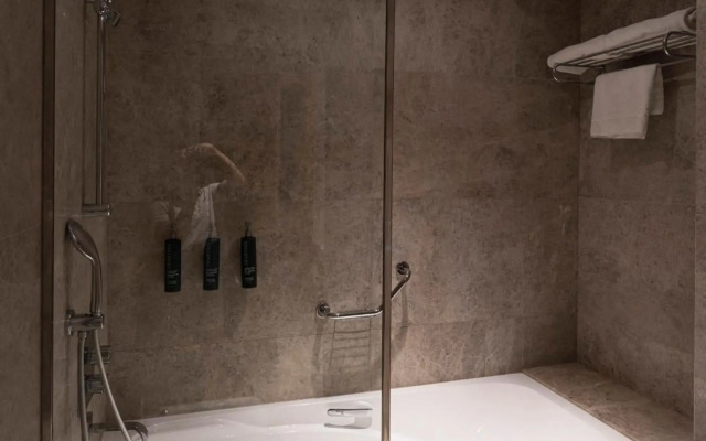 DoubleTree by Hilton Istanbul Avcilar