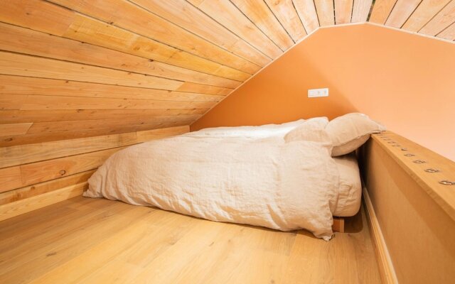 Cosy Holiday Home in Modave With Garden
