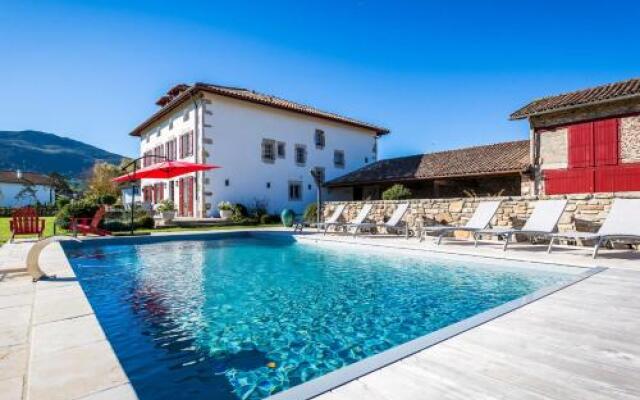 Keyweek Authentic - 6 Chambres-Piscine
