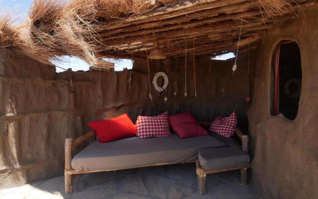 Original Maasai Lodge - Africa Amini Life