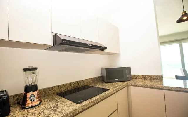 Elegant Condo at Playa Brujas