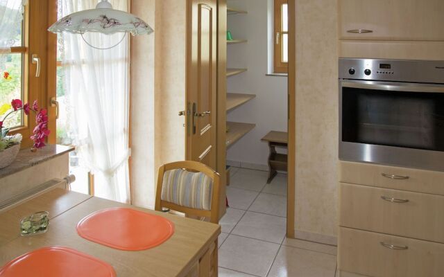 Cozy Apartment in Klosterreichenbach near Ski Area