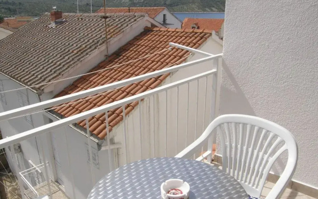 Apartments Ljubo