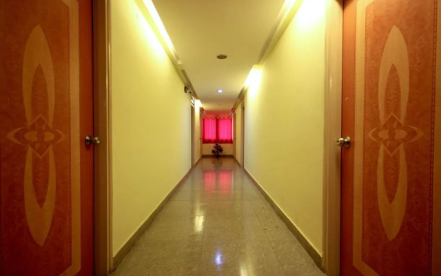 Ujwal Residency by OYO Rooms