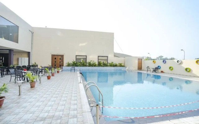 The Celestial Park Hotel