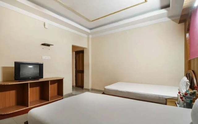OYO 60859 Hotel C K International