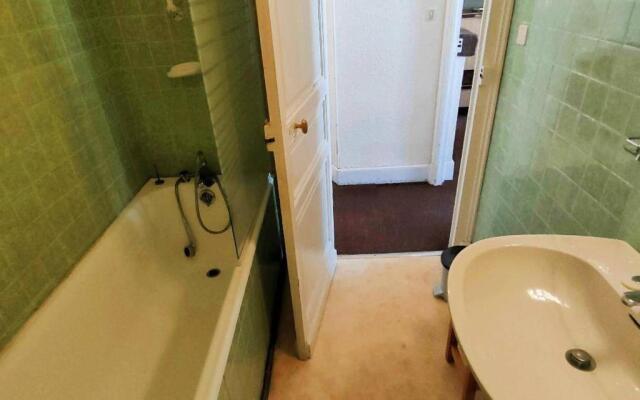 Appartement Cauterets, 2 pièces, 5 personnes - FR-1-234-145