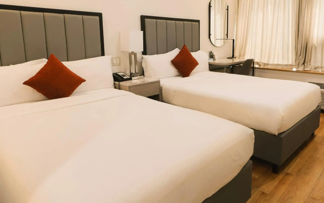 Asiatic Hotel by LaGuardia Airport