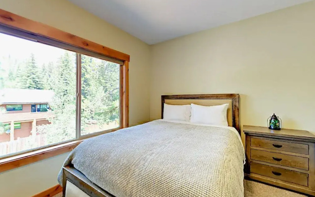 1573 Cree St Home