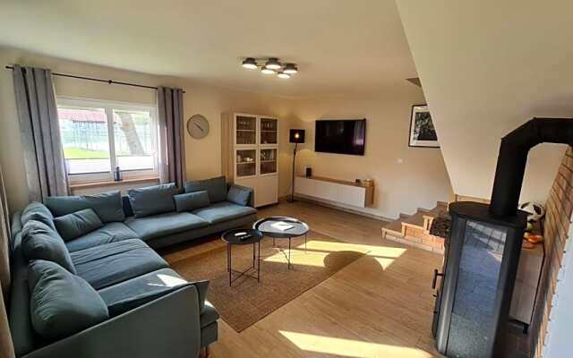 Załakowo, Na Gwizdówce 11