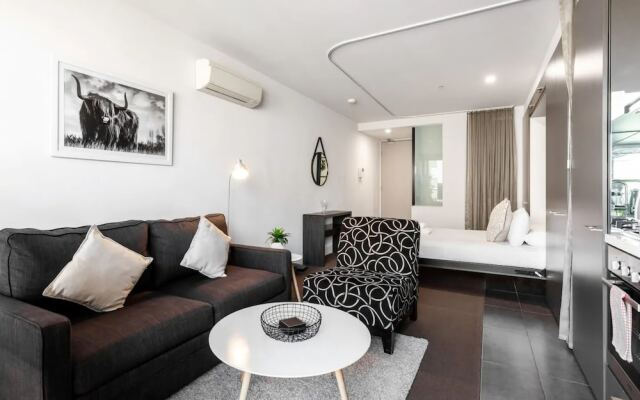 Modern Studio in Heart of Lively Chapel Street