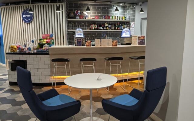 Holiday Inn Express Paris - Velizy, an IHG Hotel
