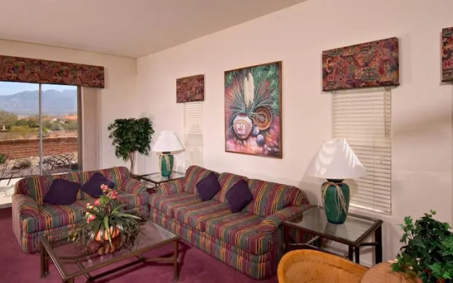 Inn At San Ignacio Condo Hotel