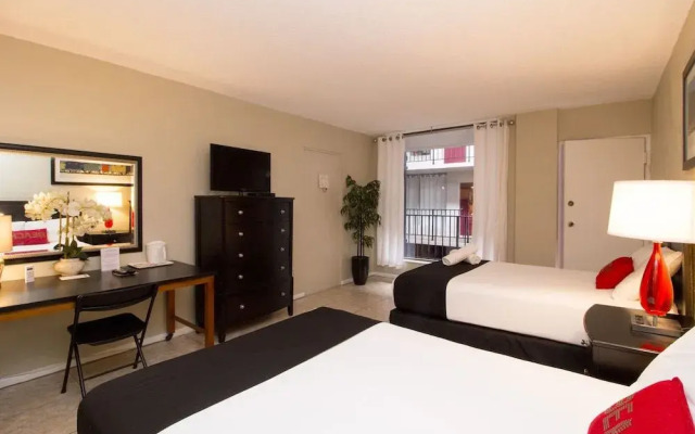 Rooftop Resort - Clothing Optional - Adult Only