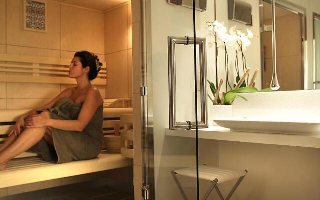 Five Seas by Inwood Hotels