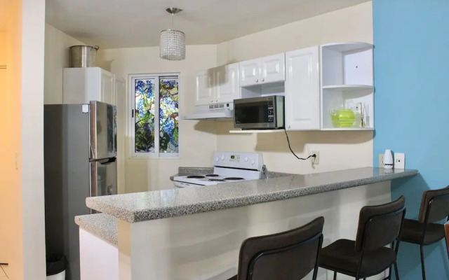 Costa Bonita Apartments