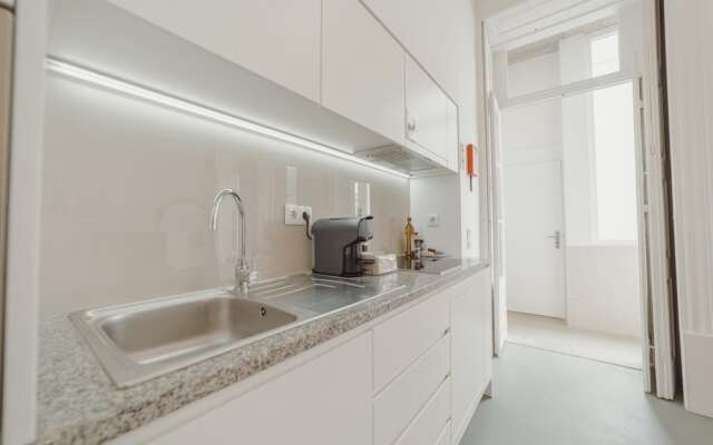 Porto Modern Downtown Apartment C