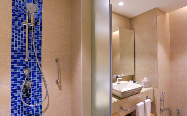 Holiday Inn Express Chennai Old Mahabalipuram Road