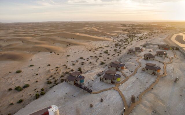 Desert Breeze Lodge