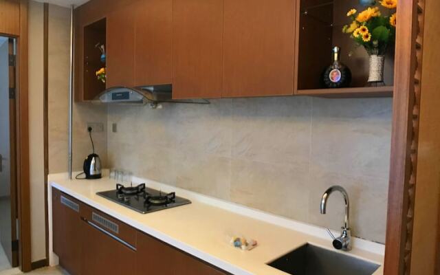 Sanya Linglong Lulushun Hotel