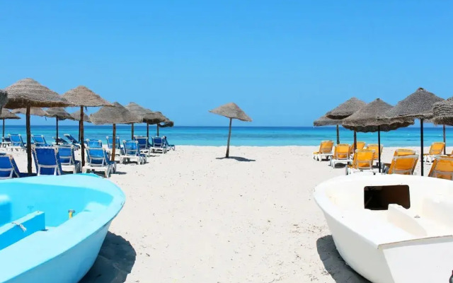 Checkin Bakour Splash