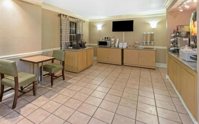 Econo Lodge