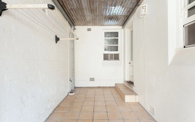 Charming Centrally Located 2 Bedroom Accommodation