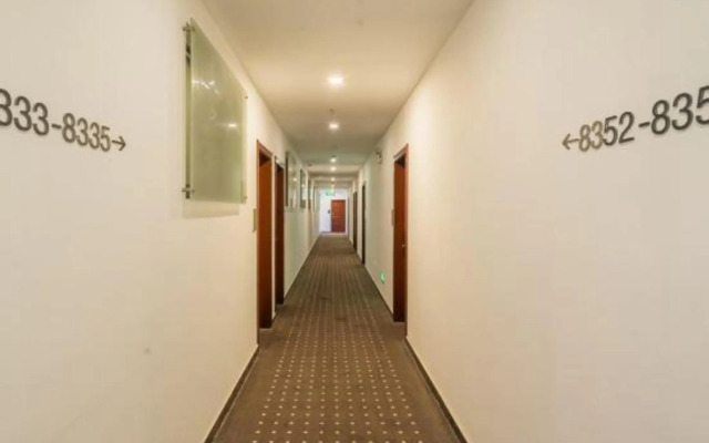 Jinzi Business Hotel
