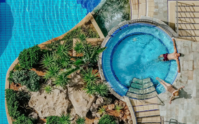 Golden Bay Beach Hotel